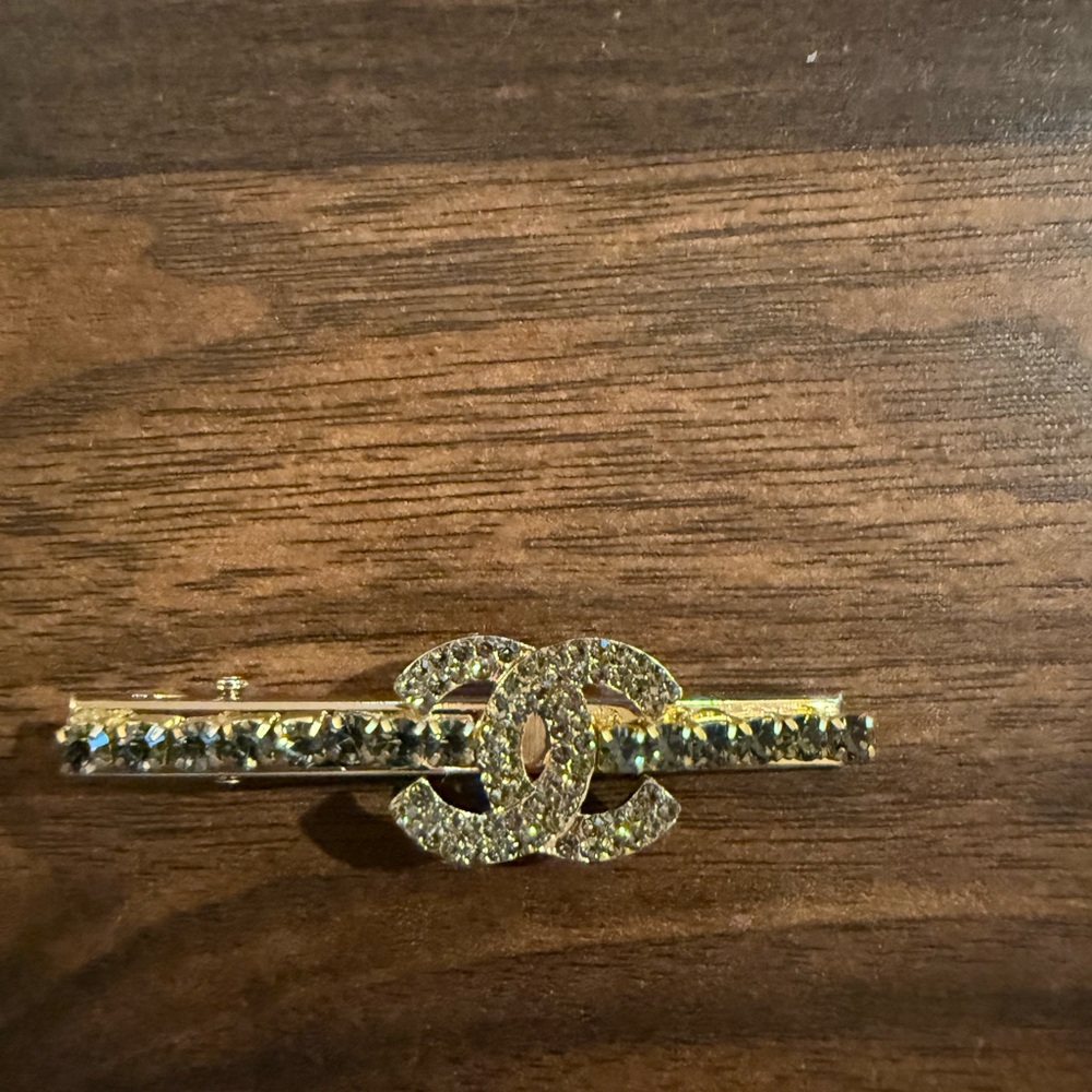 Hair Clip- GWP chanel bedazzled Hair Clip
